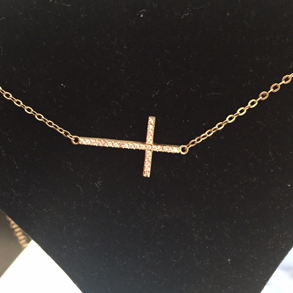 925 side cross dipped in 18K gold