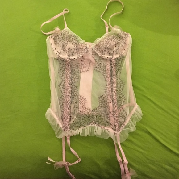 34C Victoria Secret lingerie