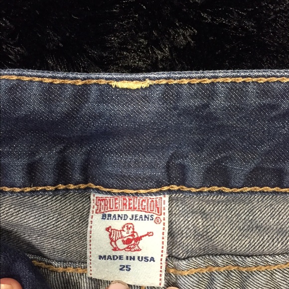 SOLD True religion cut-offs - Picture 4 of 4