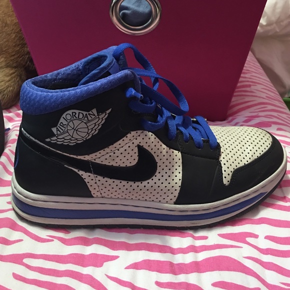 Air Jordan mens size 7.5