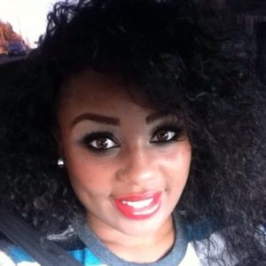 Meet your Posher, Andrea