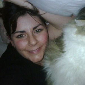 Meet your Posher, Cassandra