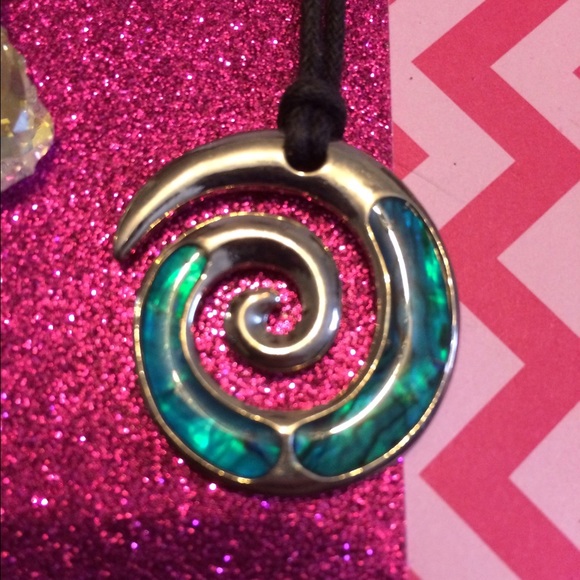 Paua black chord necklace