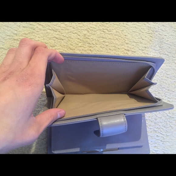 Grey wallet - Picture 3 of 4