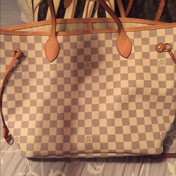 Louis Vuitton Handbags - Authentic Louis Vuitton azur neverfull mm