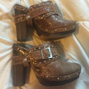 Rustic Slip on Clogs