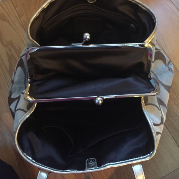 BNWOT✨ Coach Purse!!! - Picture 4 of 4