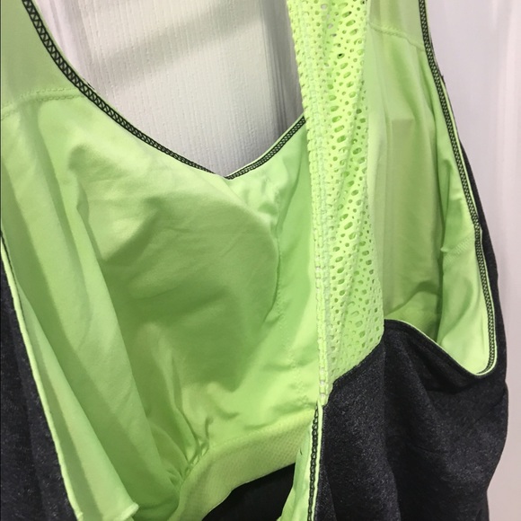 Exercise top - Picture 3 of 3