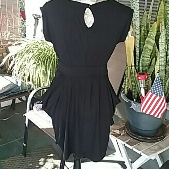 Dress - Picture 4 of 4