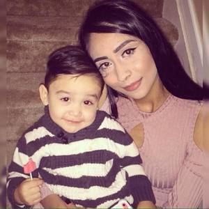 Meet your Posher, Paola