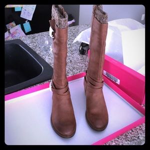 Shoedazzle brand new brown boots!!