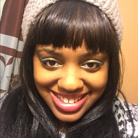 Meet your Posher, Jenna