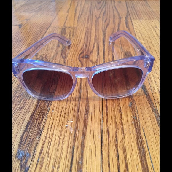 WILDFOX COUTURE CLEAR SUNGLASSES OVERSIZE - Picture 2 of 3