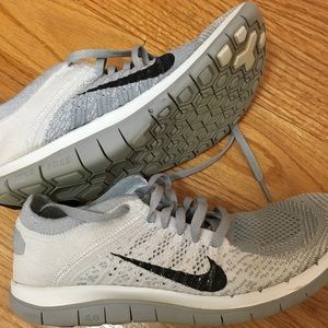 Nike free fly knit 4.0 running shoes