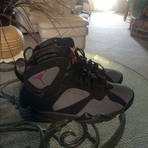 Jordans borduex 7