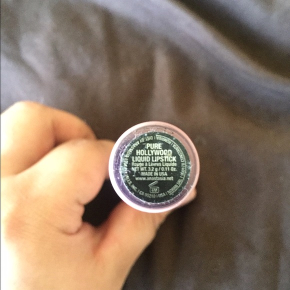 SOLD Anastasia "Pure Hollywood" Liquid Lipstick - Picture 3 of 3