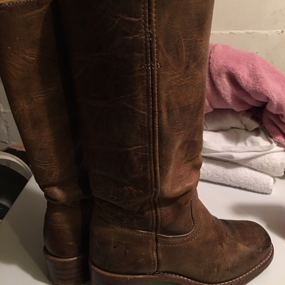 Not for sale !!! Frye Boots - Picture 2 of 4