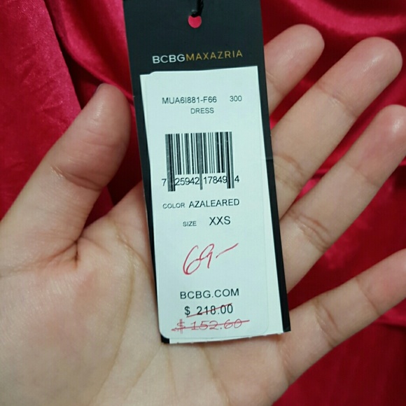 FREE with any purchase ๐๐Mini Dress - Picture 2 of 4