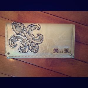 Miss Me Wallet