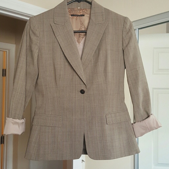 Elie Tahari Plaid Blazer, never been worn