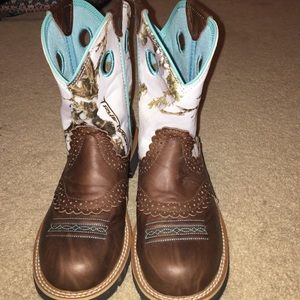 Nwot I can negotiate with the price 😊