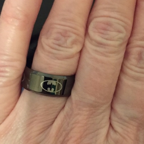 Batman Ring New Sizes Multiple Sizes - Picture 2 of 2
