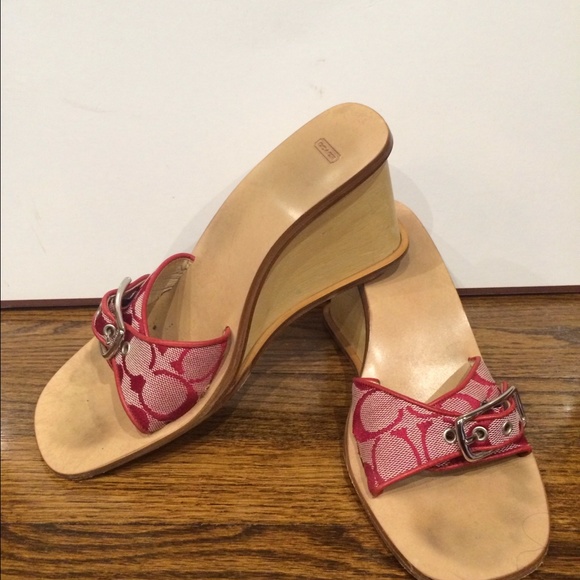 Tan & Red Coach Classic Wedges