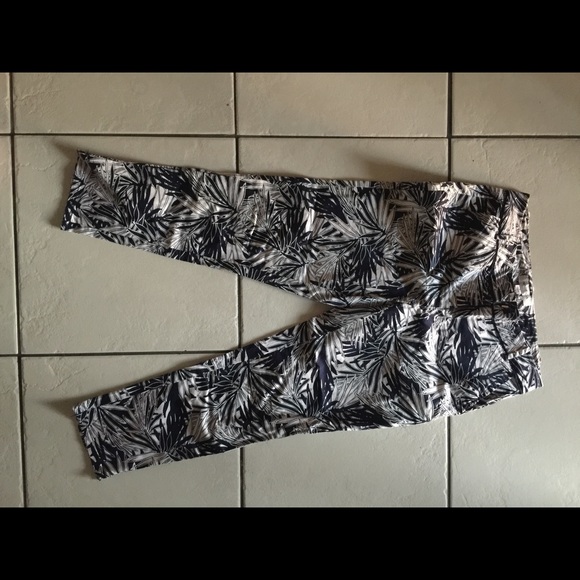 Nautica Capri pants 👖