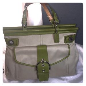 Coach Travel - Weekend Bag