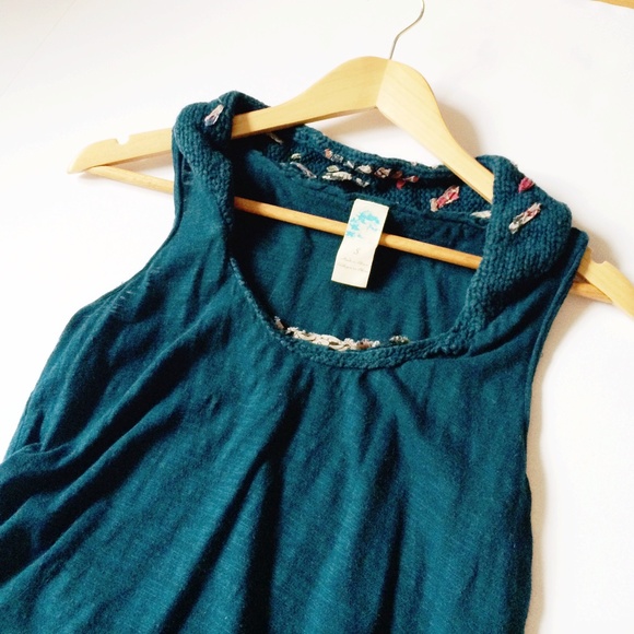 SOLD Teal Knit Tank with Collar detail - Picture 1 of 4