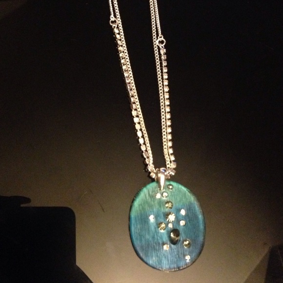 Kenneth Cole chain - Picture 4 of 4