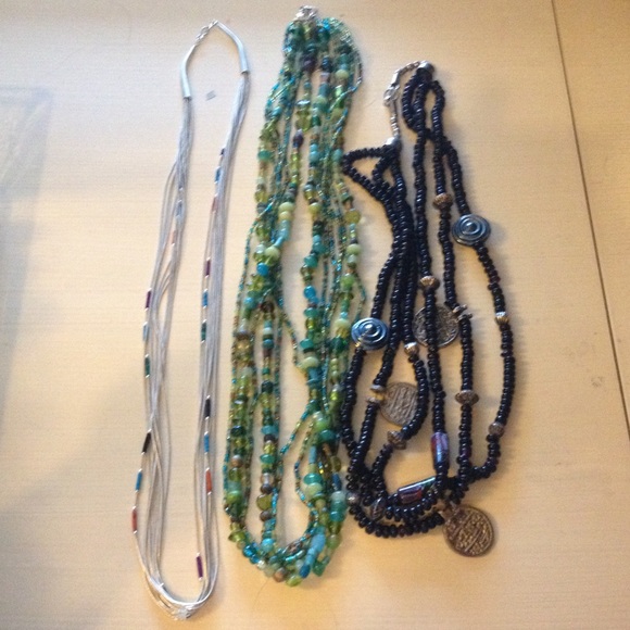 Bundle of 3 necklaces