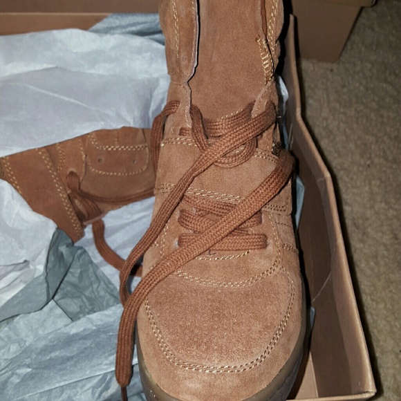 Wedges - Picture 4 of 4