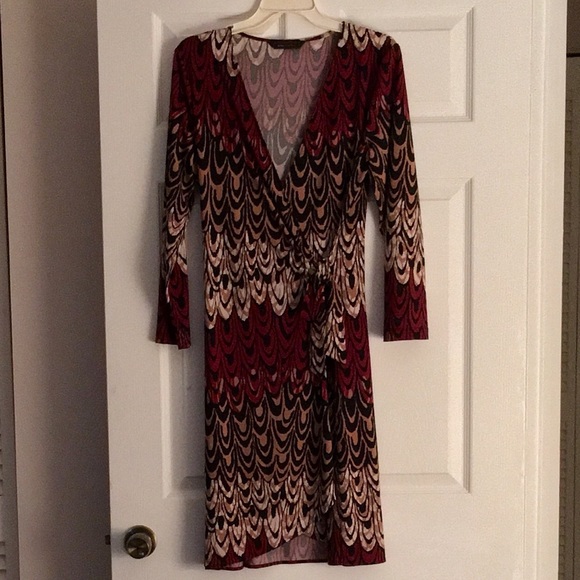 BCBGMaxAzria Dresses & Skirts - BCBG MAX AZRIA Wrap Dress