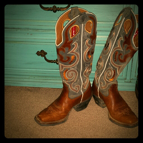Tony Lama western boot