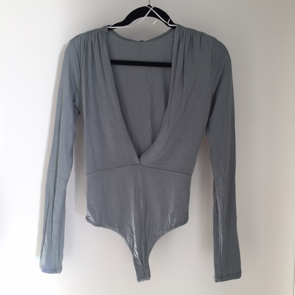 ❌SOLD❌Blue Gray Deep V Bodysuit - Picture 2 of 3