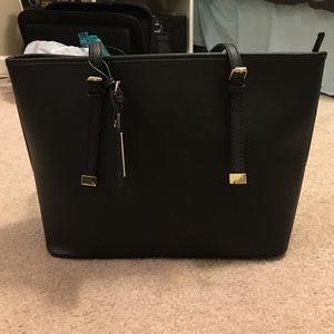 Black Aldo purse