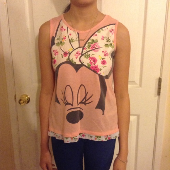 Minnie Mouse shirt