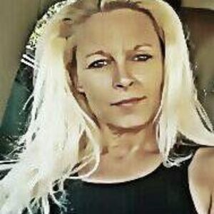 Meet your Posher, Kelli