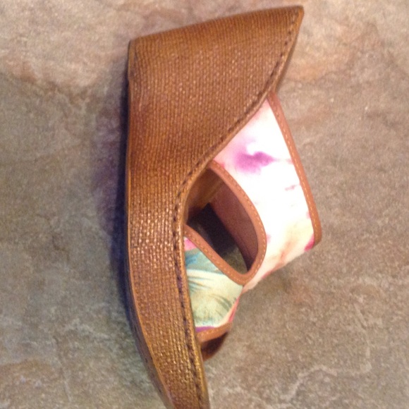 Born sandals - Picture 2 of 3