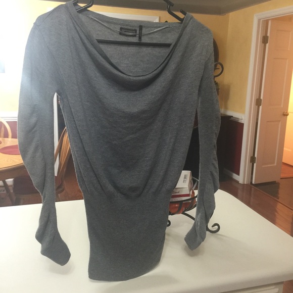 NWOT guess sweater