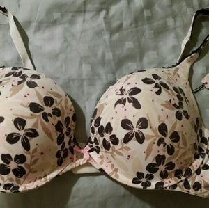 Victoria's secret bra