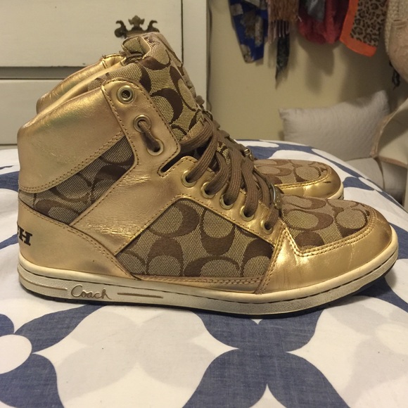 Lightly worn coach high top sneakers size 8.5