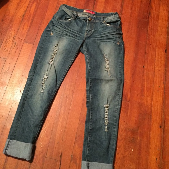 Apple Bottom jeans