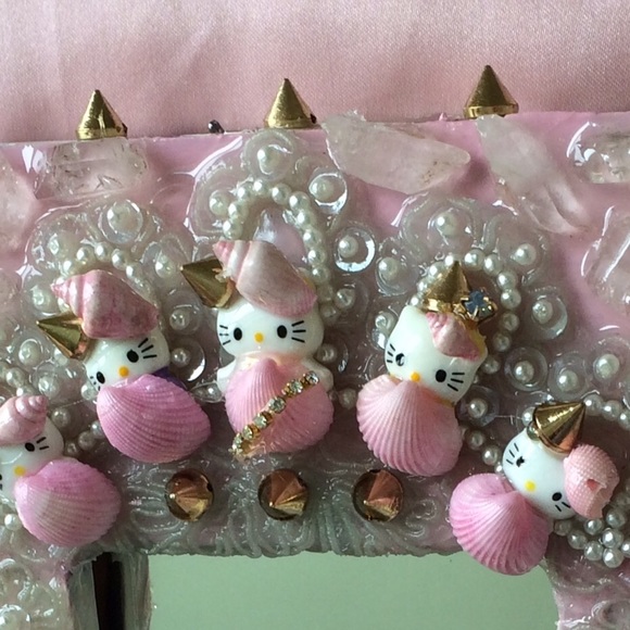 Hello kitty mirror - Picture 2 of 3