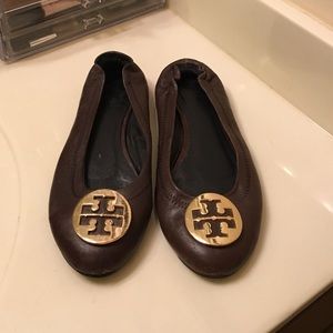 Chocolate Tory Burch Reva flats