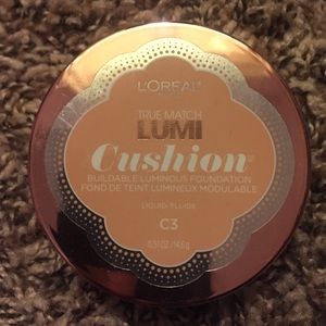 Loreal Lumi Cushion Foundation C3