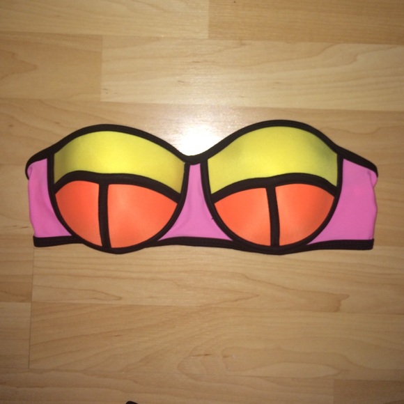 Triangle bikini - Picture 2 of 4