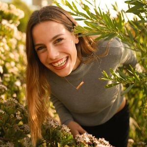 Meet your Posher, Danielle