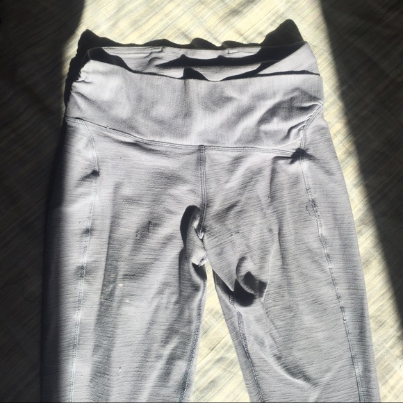 Lulu lemon yoga pants